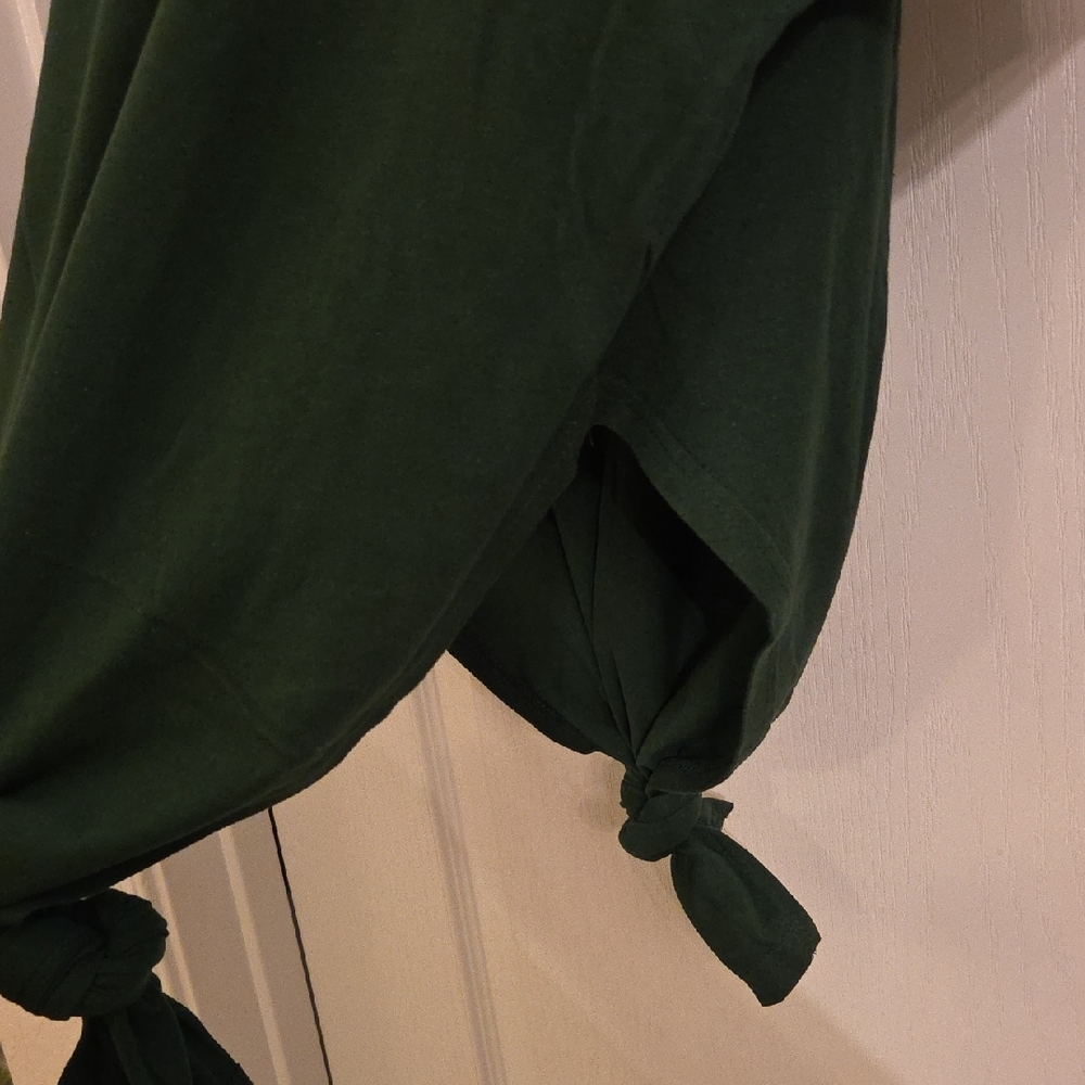 On Fire Forest Green 'Blessed and Beautiful' Tee - Picture 9 of 11